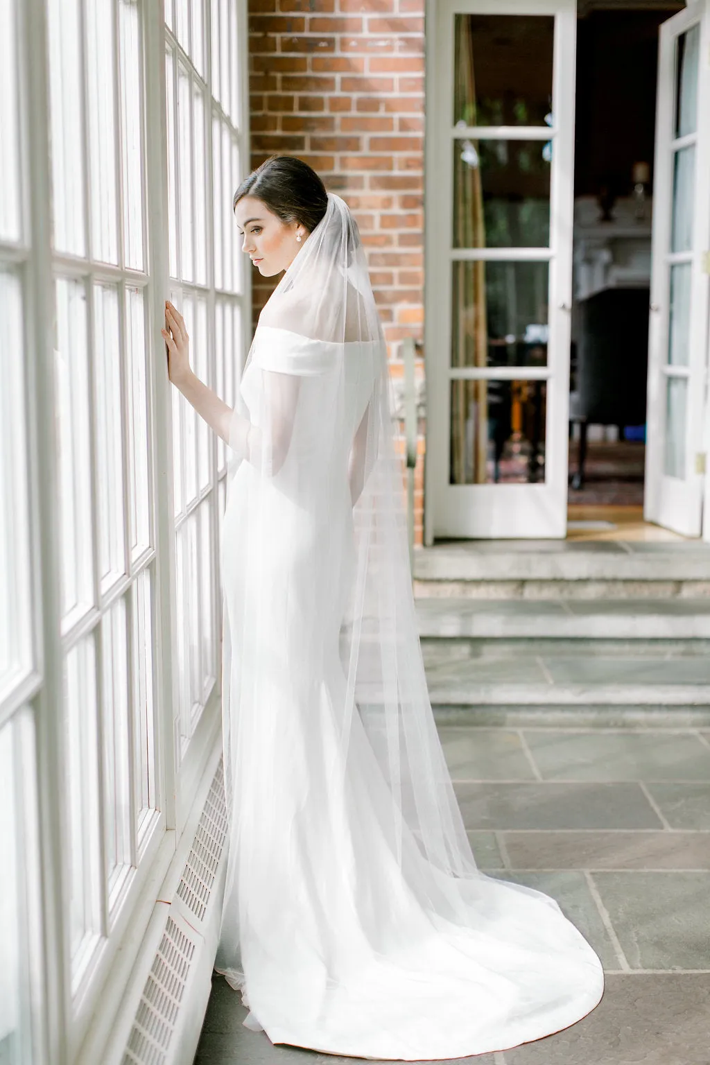 CLARA | Minimalist Wedding Veil