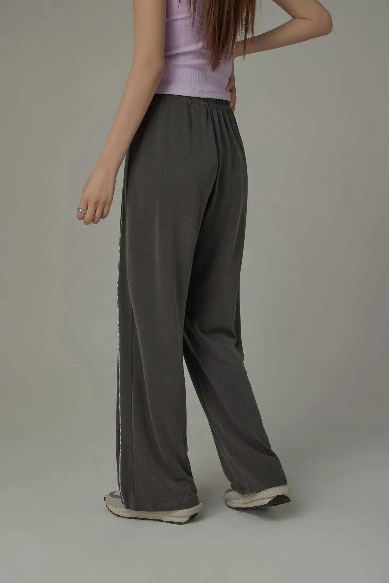 Elastic Waist?Wide Banding Casual Pants