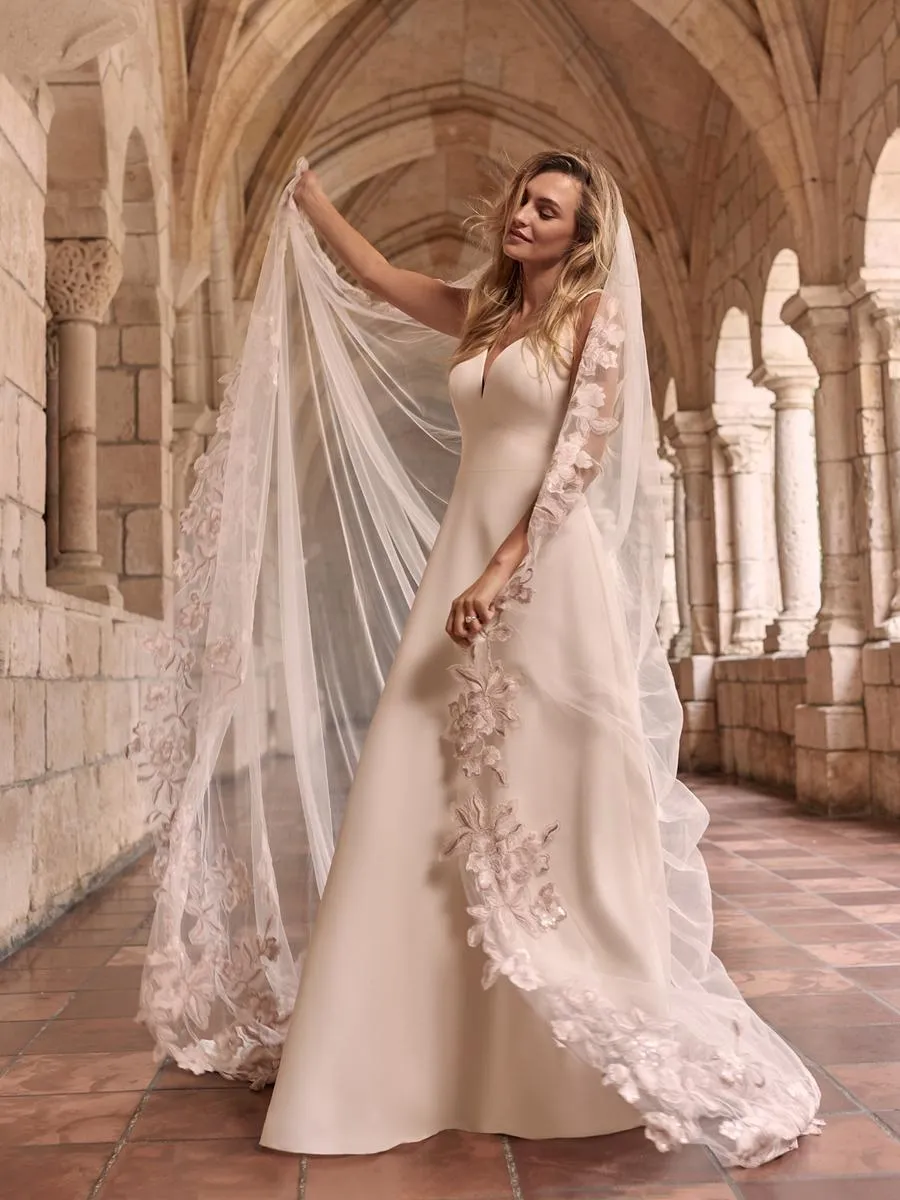 Maggie Sottero Designs Dress 21MW374