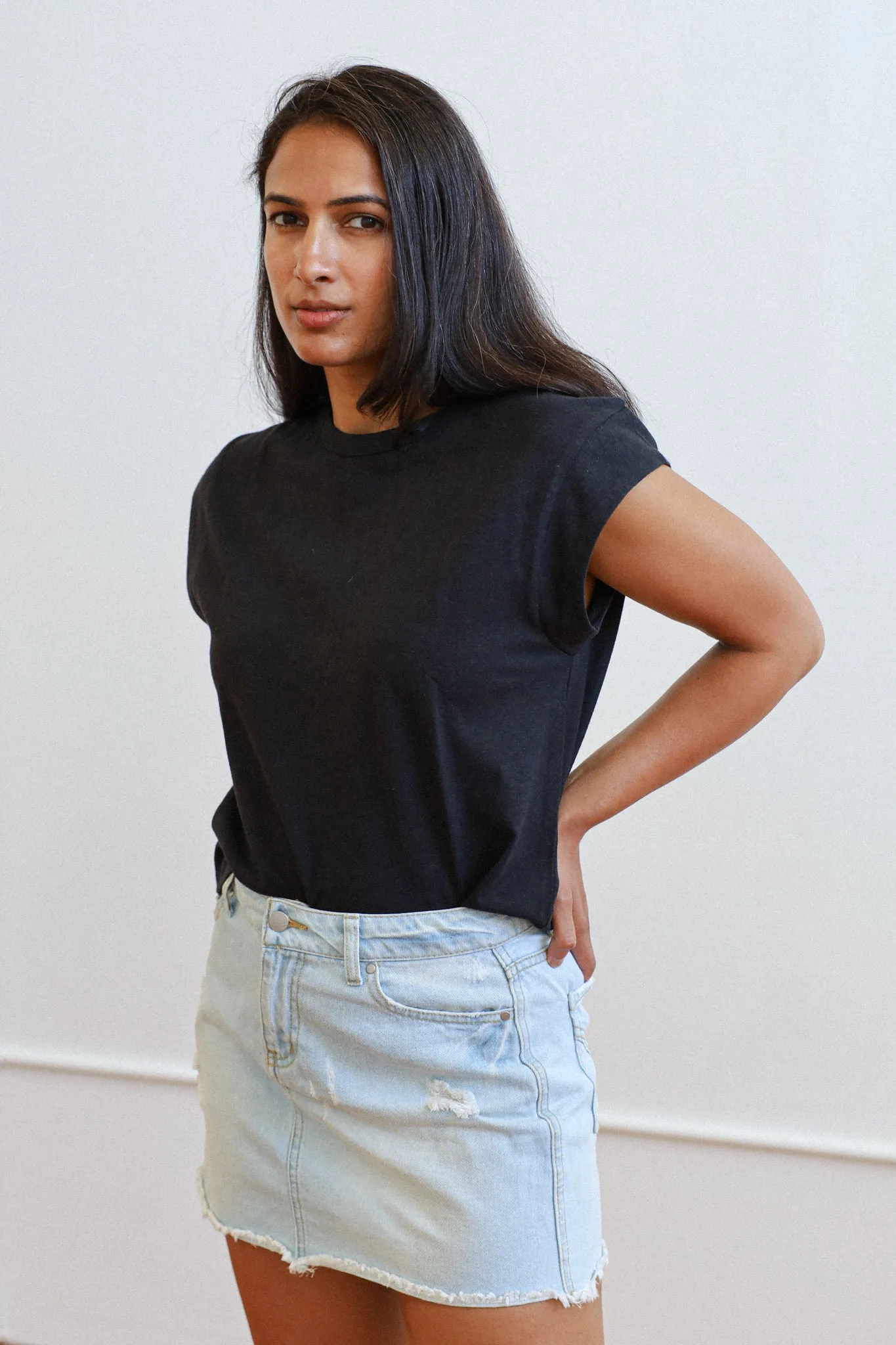 Relaxed Boxy Muscle Hemp Tee