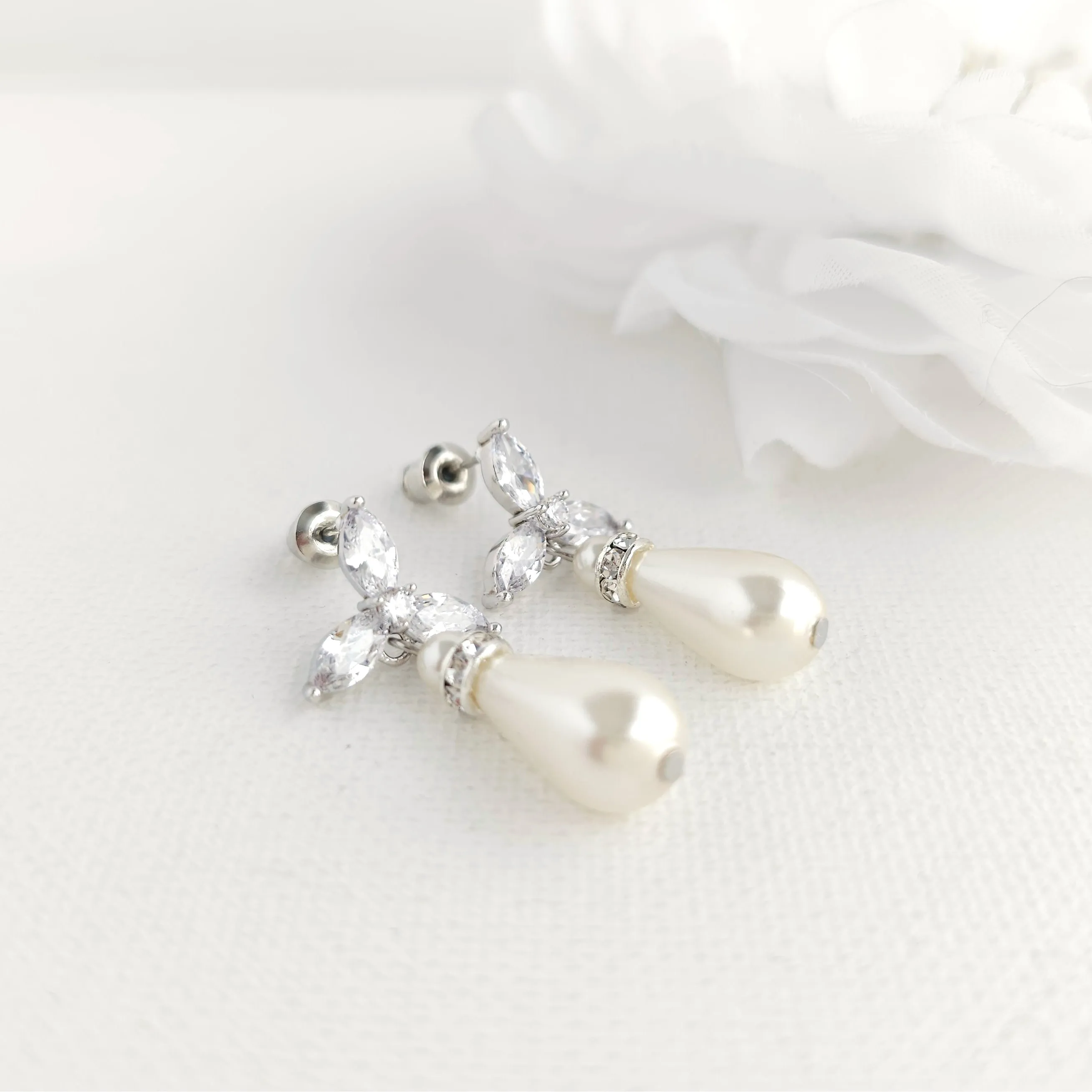 Simple Pearl Earrings for Weddings- Flora