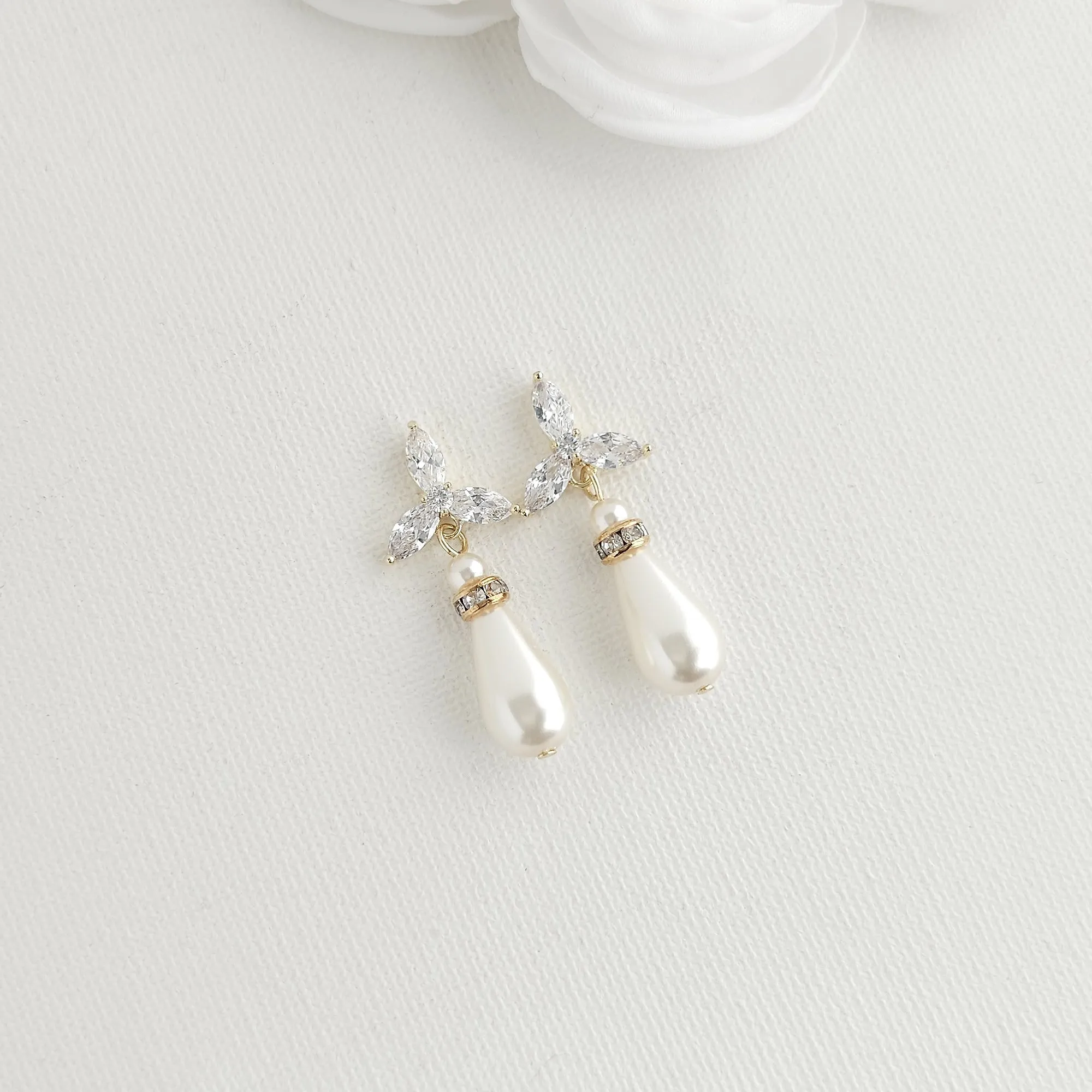 Simple Pearl Earrings for Weddings- Flora