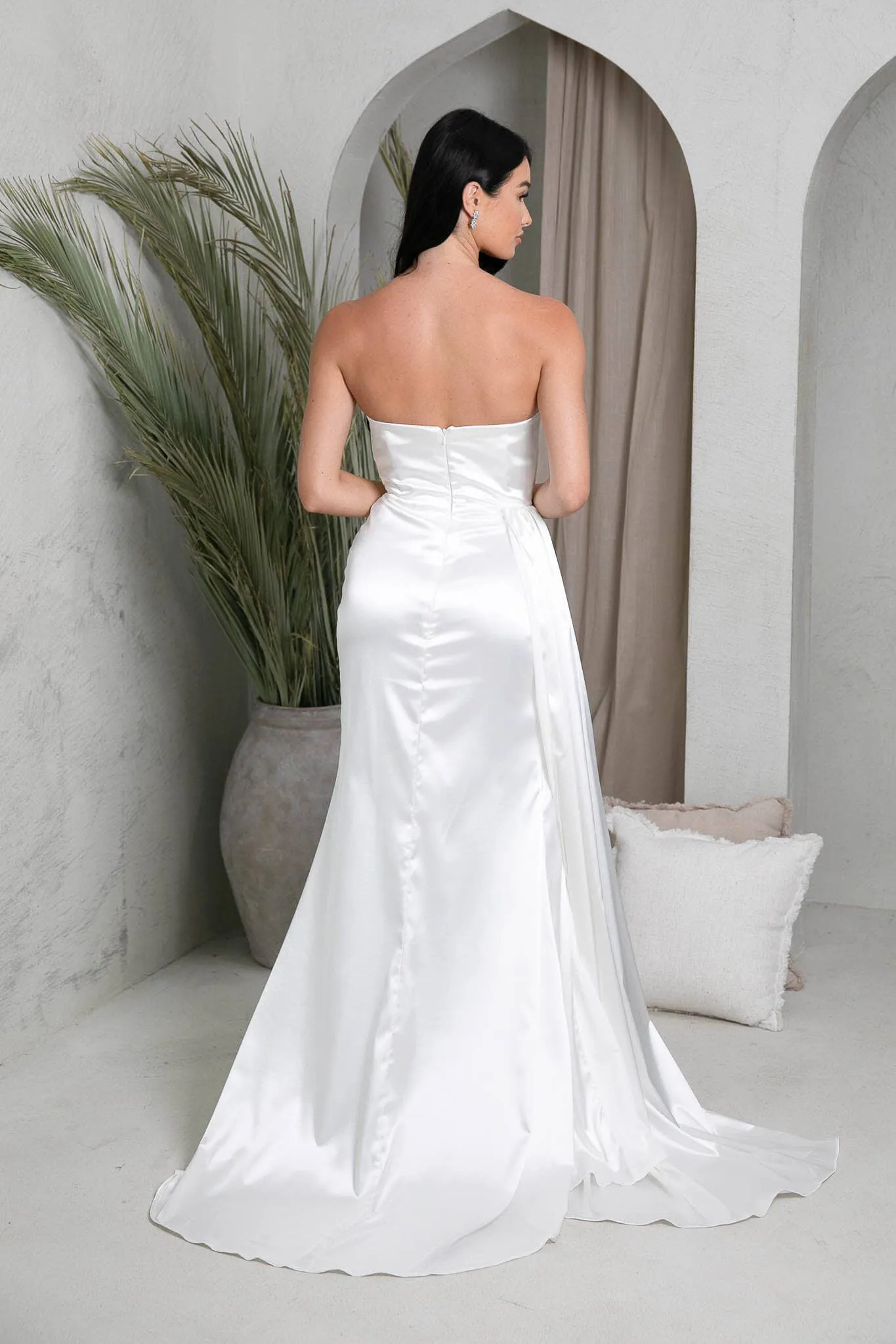 TYRA Glossy Satin Gown - Ivory