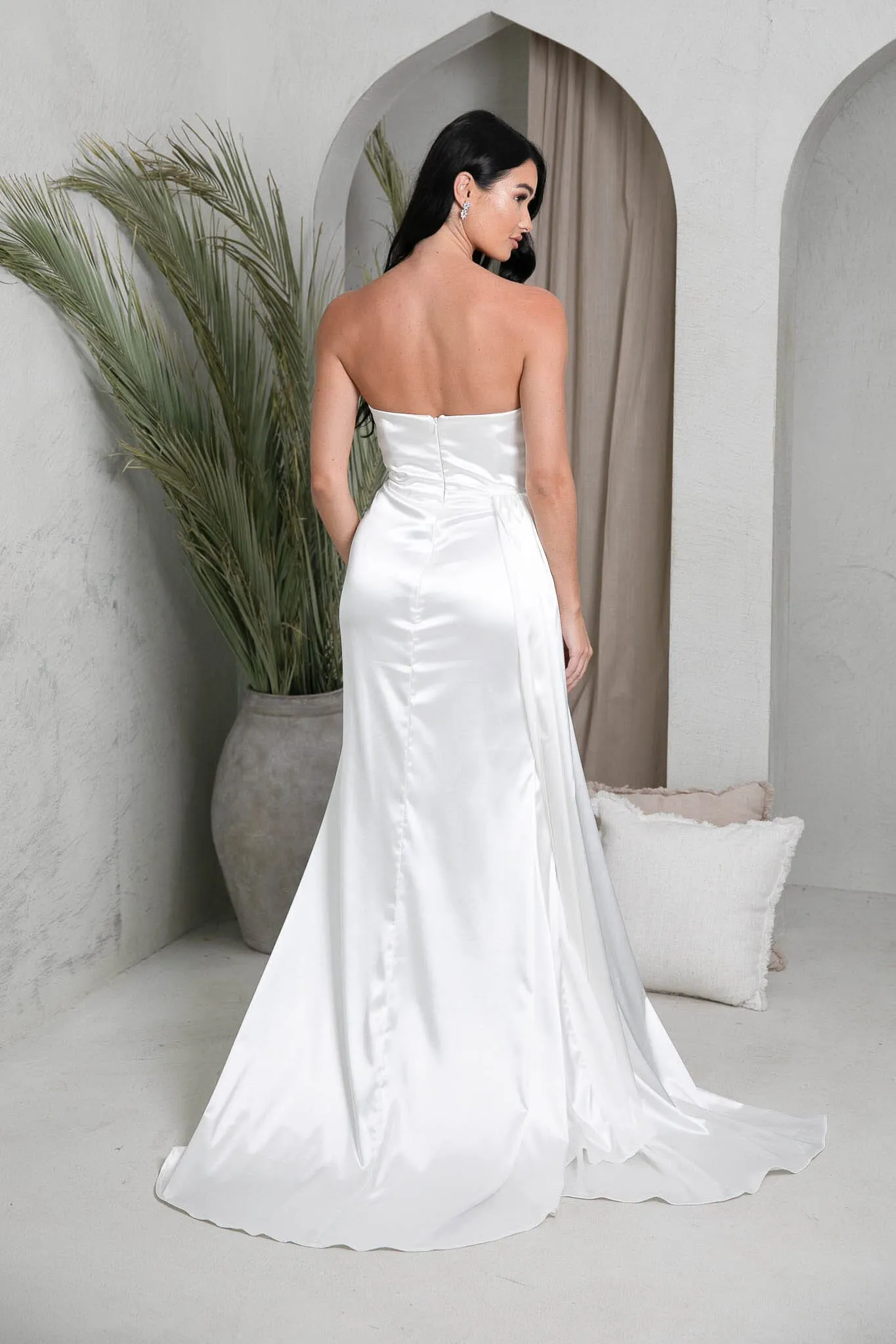 TYRA Glossy Satin Gown - Ivory